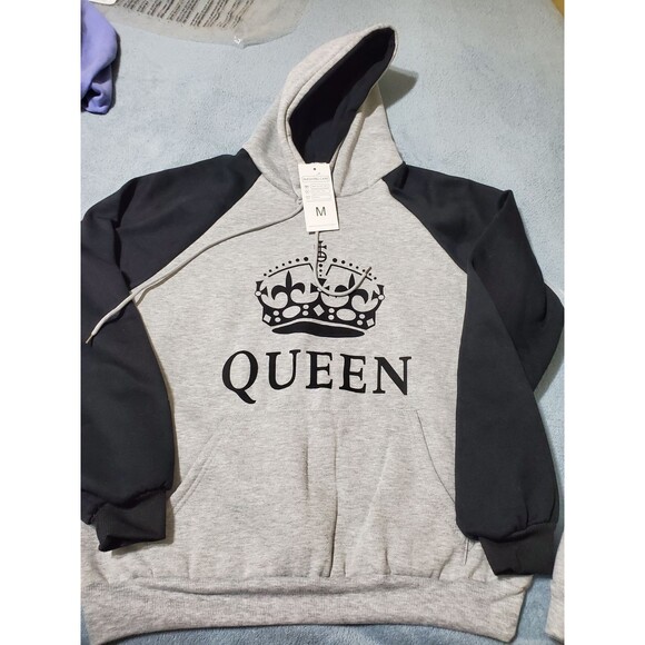Queen hooded sweater, Medium size - Picture 1 of 5